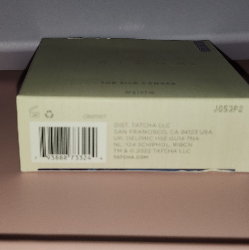 Tatcha The Silk Canvas NEW IN BOX - Picture 3 of 3